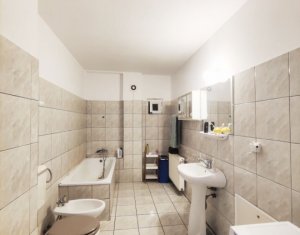 Maison 5 chambres à louer dans Cluj-napoca, zone Centru