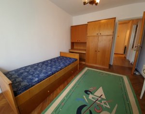 Apartment 4 rooms for rent in Cluj-napoca, zone Plopilor