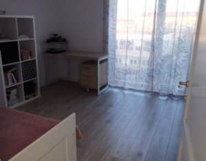 Apartament 3 camere, 2 bai, 2 balcoane, The Office