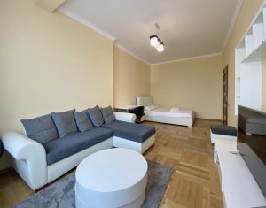 Apartament cu 1 camera, foarte modern, zona Platinia Center-USAMV, garaj