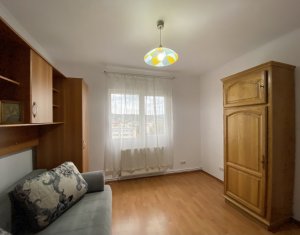 Inchiriere apartament 3 camere decomandate, 2 bai, Calea Floresti