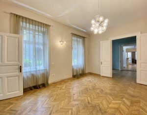 Appartement 12 chambres à louer dans Cluj-napoca, zone Centru