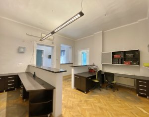 Lakás 12 szobák kiadó on Cluj-napoca, Zóna Centru