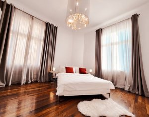 Apartment 4 rooms for rent in Cluj-napoca, zone Centru