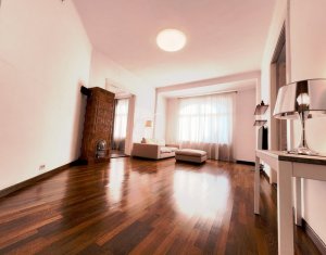 Apartment 4 rooms for rent in Cluj-napoca, zone Centru