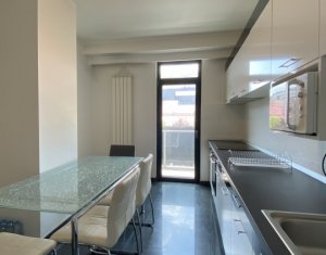 Apartament cu 2 camere, foarte modern, Platinia Center-USAMV, garaj