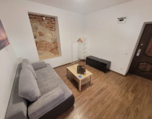 De inchiriat apartament cu 2 camere, terasa 20mp, Piata Unirii