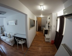 Apartment 4 rooms for rent in Cluj-napoca, zone Centru