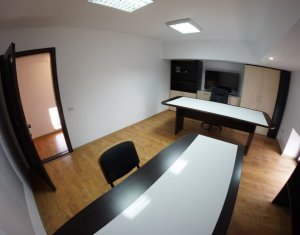 Apartment 4 rooms for rent in Cluj-napoca, zone Centru