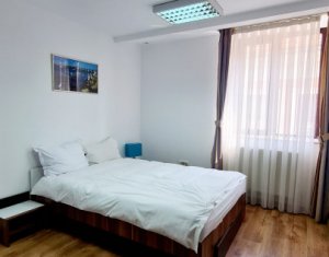 Apartment 4 rooms for rent in Cluj-napoca, zone Centru