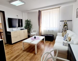 Apartment 4 rooms for rent in Cluj-napoca, zone Centru