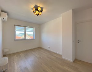 Appartement 3 chambres à louer dans Cluj-napoca, zone Centru