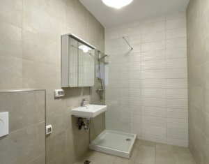 Inchiriere apartament 3 camere, nemobilat, garaj, Record Park