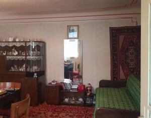 House 4 rooms for rent in Cluj-napoca, zone Someseni