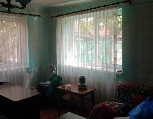 House 4 rooms for rent in Cluj-napoca, zone Someseni