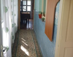 De inchiriat 2 case in acceasi curte, zona Someseni, parcare, gradina