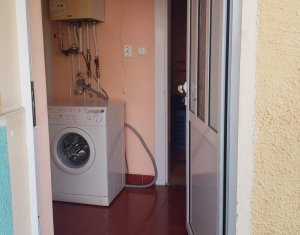 De inchiriat 2 case in acceasi curte, zona Someseni, parcare, gradina