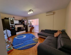 Appartement 4 chambres à louer dans Cluj-napoca, zone Zorilor