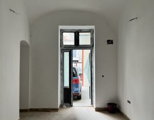 Commercial space for rent in Cluj-napoca, zone Centru