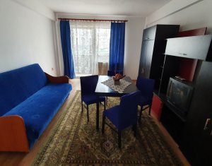 Apartament cu doua camere, decomandat, strada Stejarului, Floresti