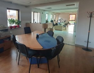 Office for rent in Floresti