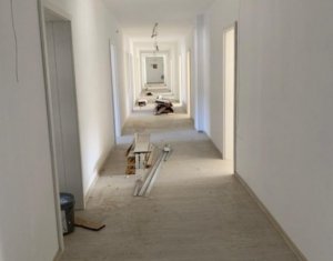 Birouri renovate 400mp, 15 parcari, zona piata Grigorescu