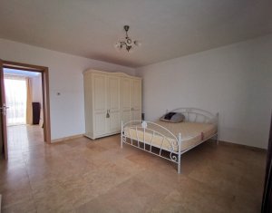 Penthouse de inchiriat, 264 mp utili, 3 camere, generos si spatios