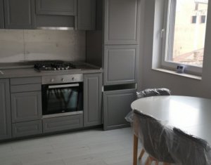 Appartement 3 chambres à louer dans Cluj-napoca, zone Centru