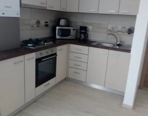 Apartment 3 rooms for rent in Floresti