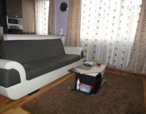 Apartament cu trei camere, complet mobilat si utilat