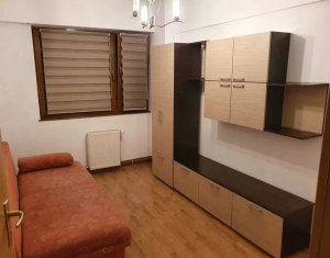 Apartament cu 3 camere, parcare subterana, zona semicentrala