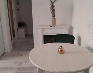 Apartament 3 camere, renovat, prima inchiriere!