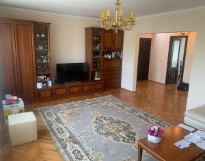 Apartament 4 camere, confort Lux, Andrei Muresanu, la 3 minute de P-ta Cipariu!