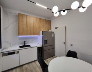 Appartement 3 chambres à louer dans Cluj-napoca, zone Centru