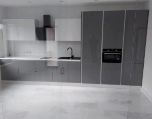 Apartament de inchiriat la casa, 150 mp