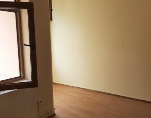 Apartament cu 2 camere, Piata Mihai Viteazu