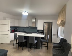 Maison 8 chambres à louer dans Cluj-napoca, zone Someseni