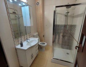 Apartament 2 camere decomandate, balcon, zona liceului Avram Iancu