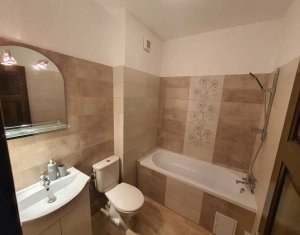 Prima inchiriere, apartament 74 mp,mobilat si utilat, zona centrala!