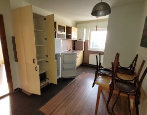 Inchiriere apartament 3 camere decomandate Zorilor, zona Golden Tulip