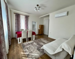 House 3 rooms for rent in Floresti