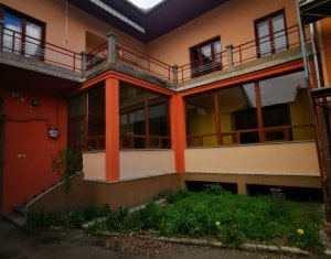 House 10 rooms for rent in Turda, zone Centru