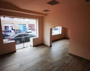 De inchiriat  spatiu comercial si/sau birouri in Turda, zona Centrala 