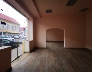Ház 10 szobák kiadó on Turda, Zóna Centru