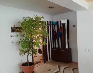 House 3 rooms for rent in Cluj-napoca