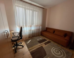 Apartament 3 camere, la casa, curte comuna, zona Horea, Semicentral