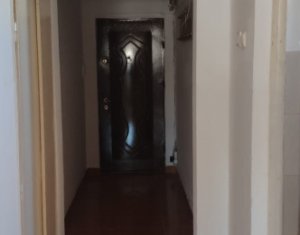 Apartament 2 camere, decomandat, zona Mc`Donalds Manastur