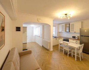 Apartment 3 rooms for rent in Cluj-napoca, zone Centru