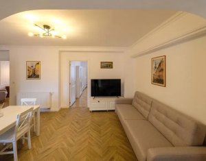 Apartament 3 camere, zona Facultatii de Litere, Semicentral