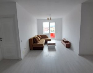 Apartament 2 camere, semidecomandat, zona Sesul de Sus